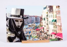 Market's Mask