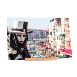 Market's Mask